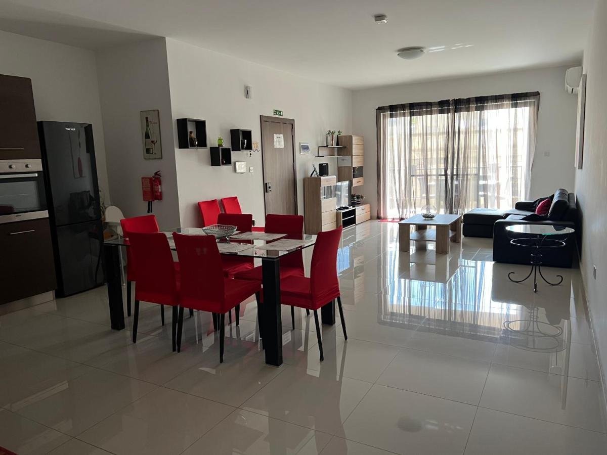 Claire'S Court Apartman Marsaxlokk Kültér fotó