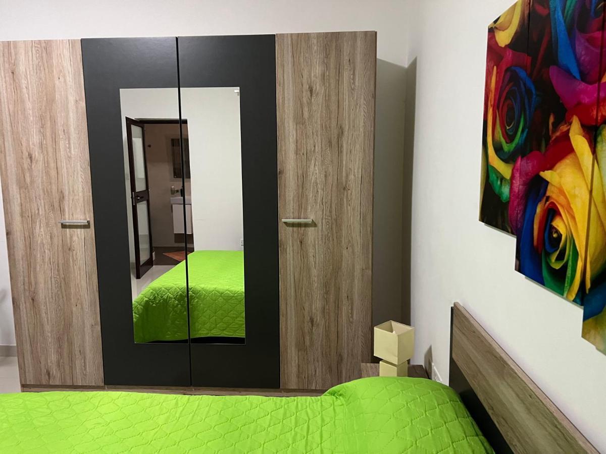 Claire'S Court Apartman Marsaxlokk Kültér fotó