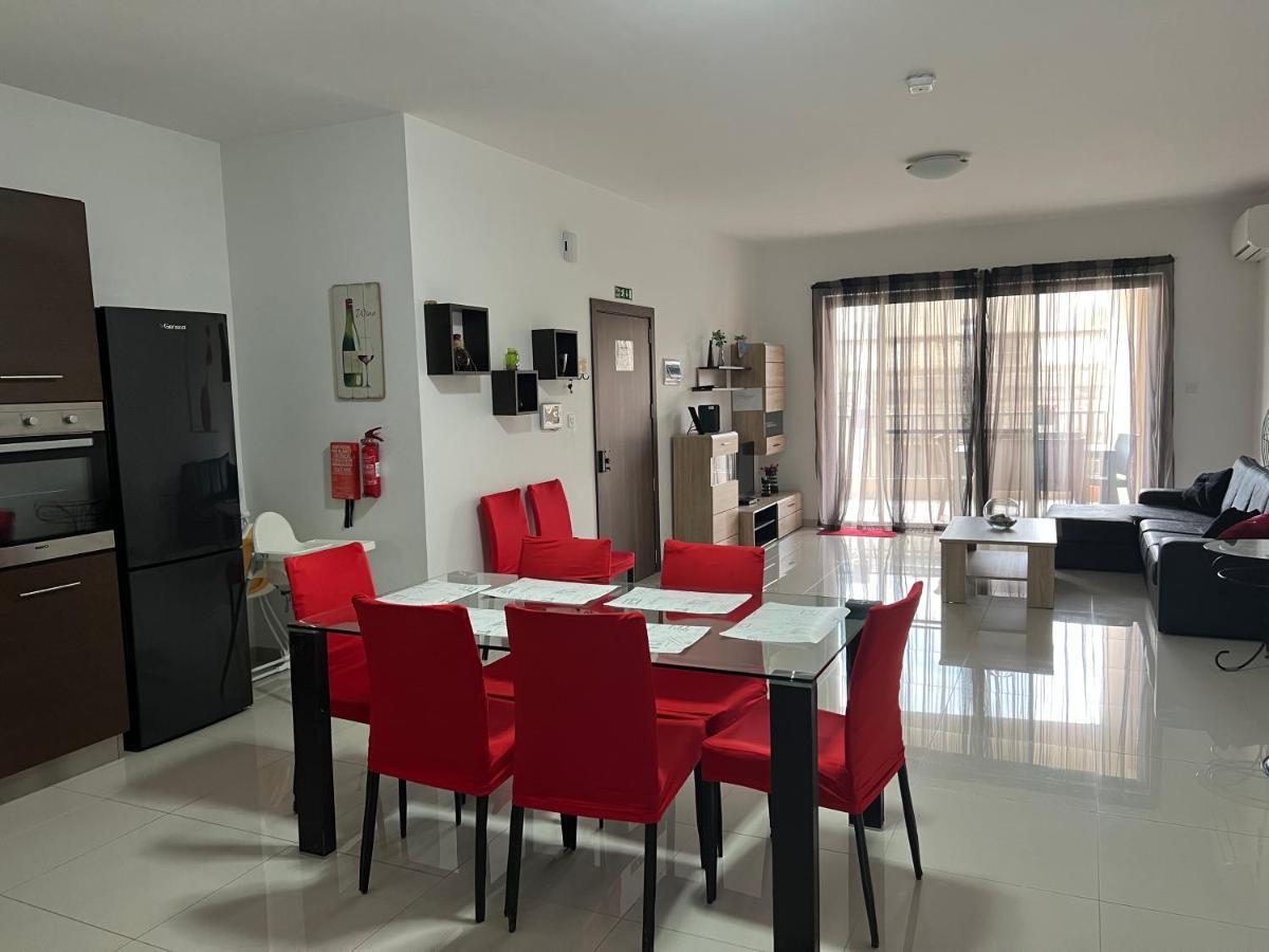 Claire'S Court Apartman Marsaxlokk Kültér fotó
