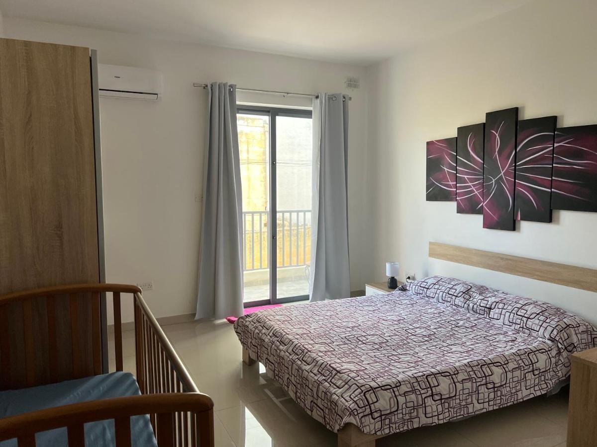 Claire'S Court Apartman Marsaxlokk Kültér fotó