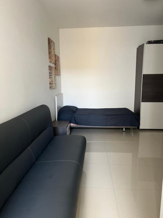 Claire'S Court Apartman Marsaxlokk Kültér fotó