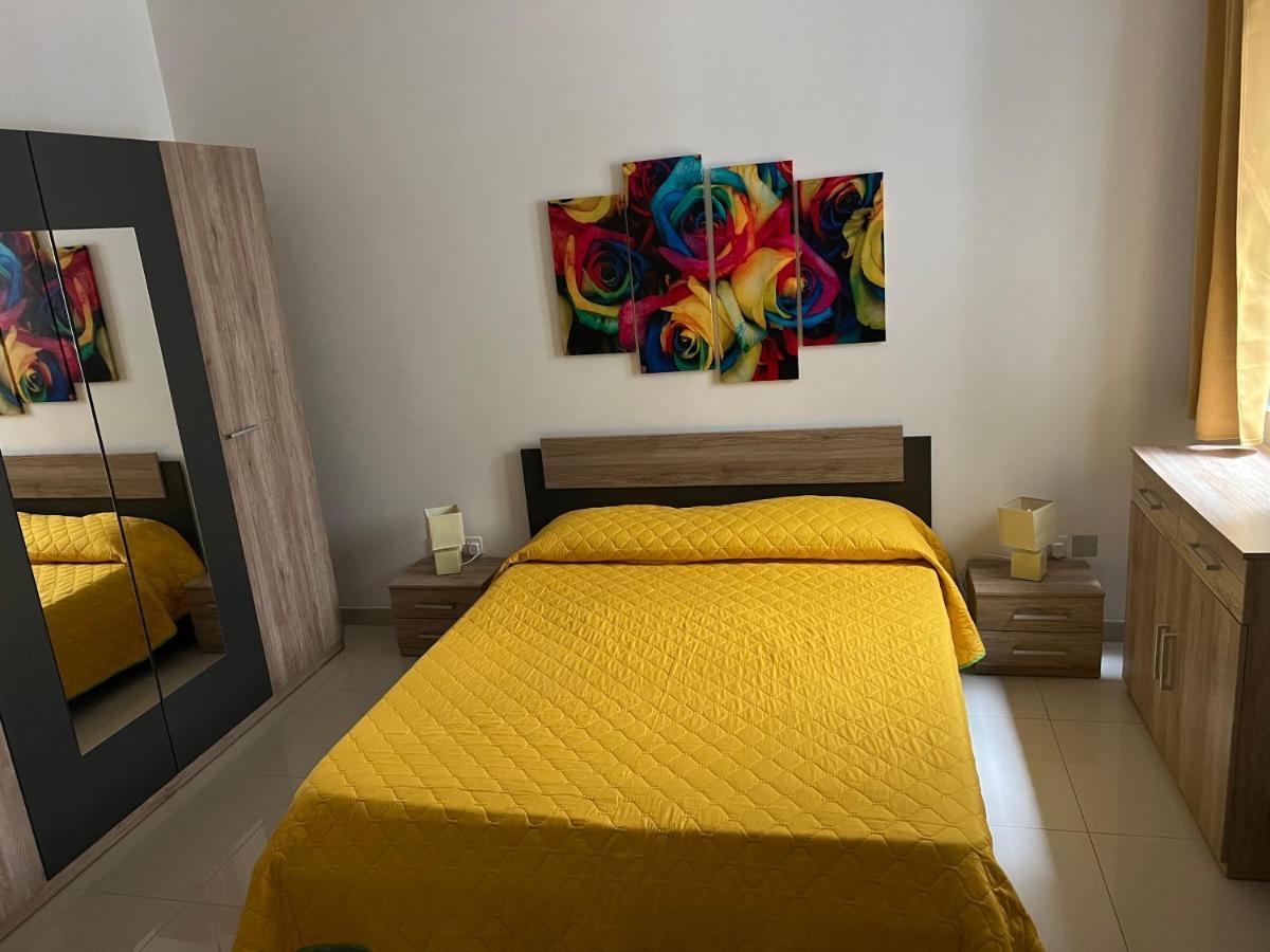 Claire'S Court Apartman Marsaxlokk Kültér fotó