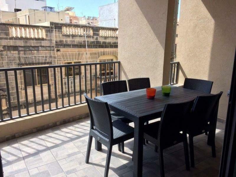 Claire'S Court Apartman Marsaxlokk Kültér fotó